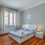 Апартаменты Corso Italia Elegant With View Fiber Wifi *